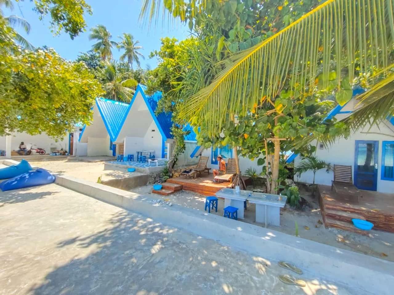 Tria Maria Cottage Ngurbloat Номер фото