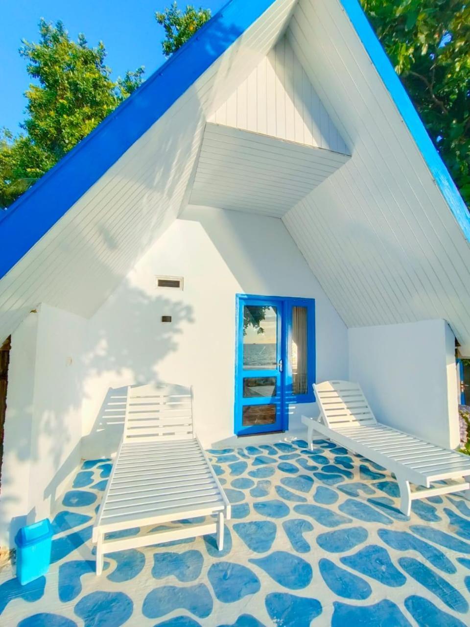 Tria Maria Cottage Ngurbloat Екстер'єр фото