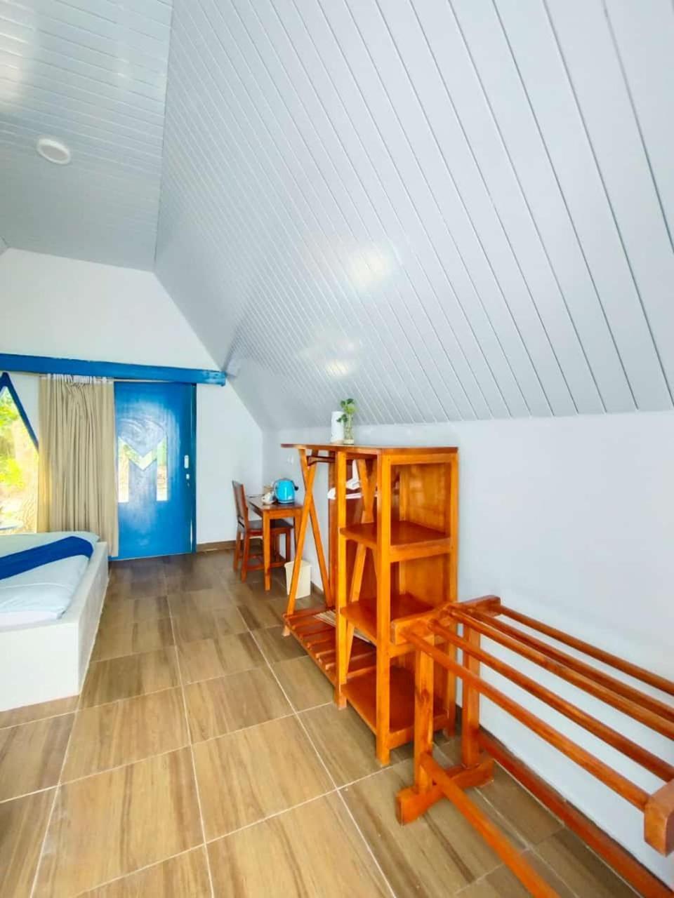 Tria Maria Cottage Ngurbloat Екстер'єр фото